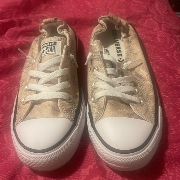 Snake skin pattern Converse low tops. - Picture 3 of 4